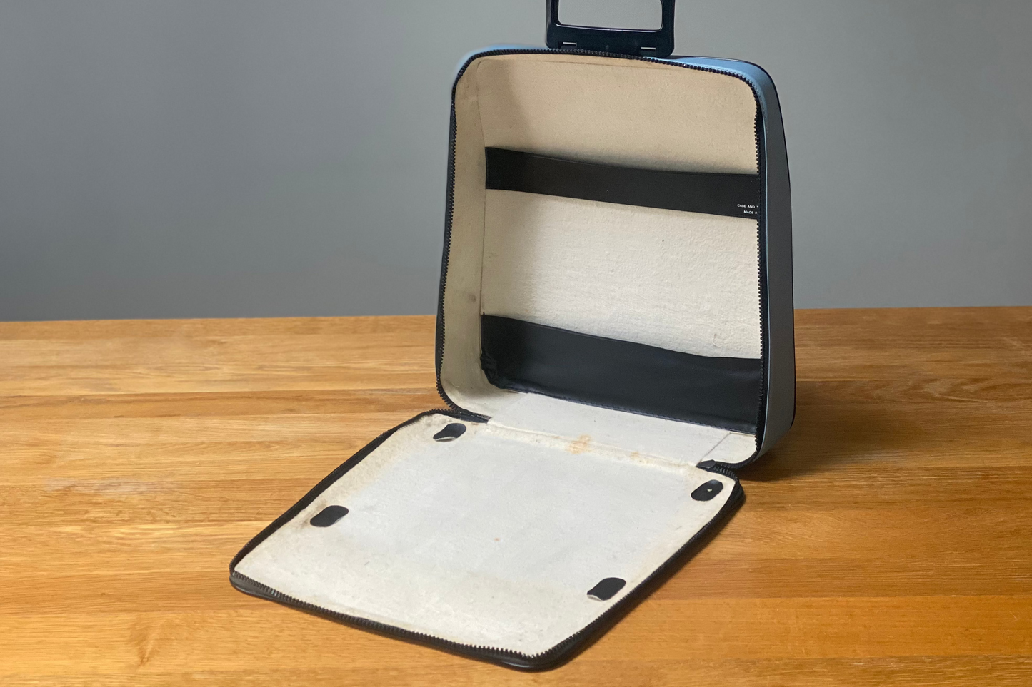 1966 Olivetti 32 Lettera