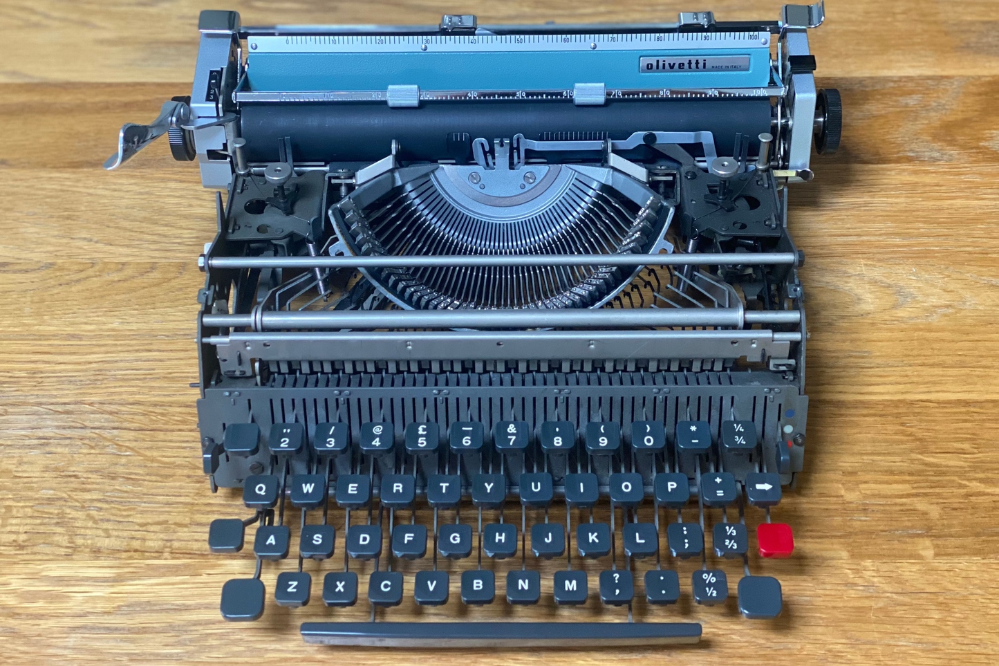 1966 Olivetti 32 Lettera