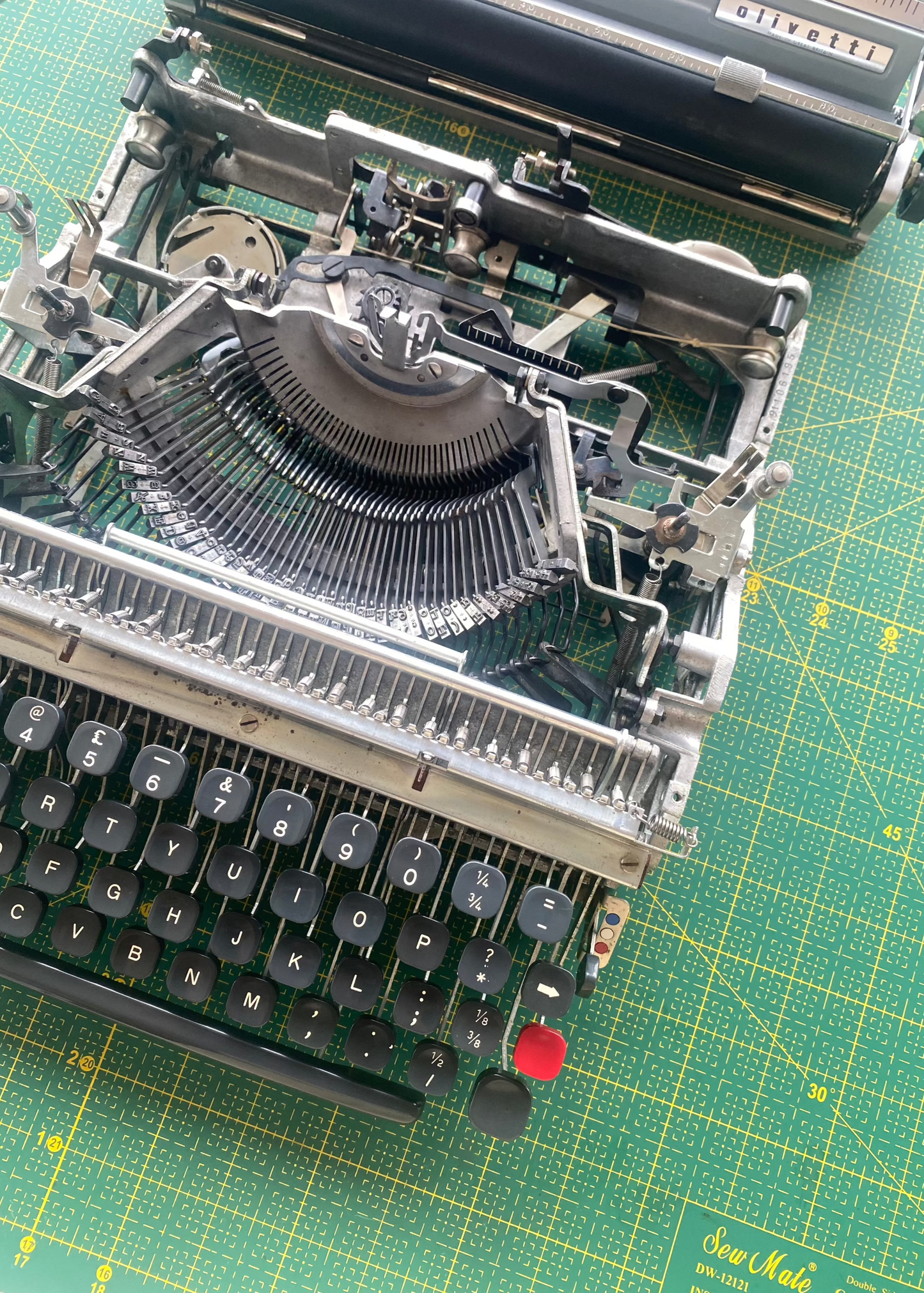 1963 Olivetti Lettera 22