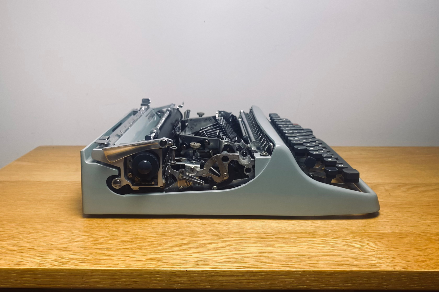 1963 Olivetti Lettera 22